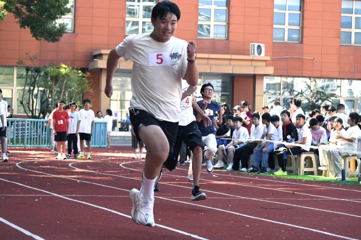 e3b35a19f39444a9a66361c1ca2fd013