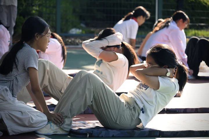 f3aaa1ce383d4c12bb6712fef7fd59c9