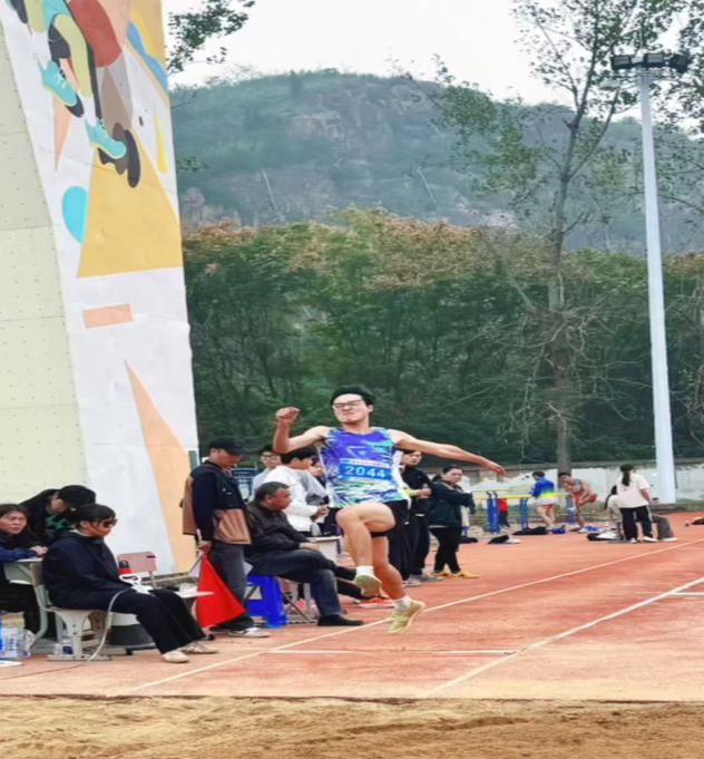 mmexport1762088744553