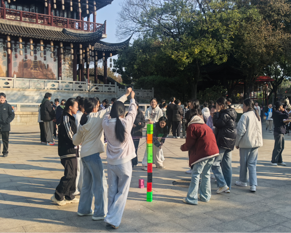 2025-11-22 12:13:00.915000