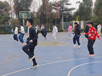 【行舟风采】青春无畏，冬日“竞”彩——碧波中学第四届体育文化节暨冬季三项比赛