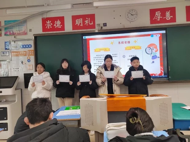 e1fb65d1cddd4a92ac2ffea3e1b93e24