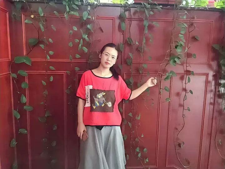 红衣服美照